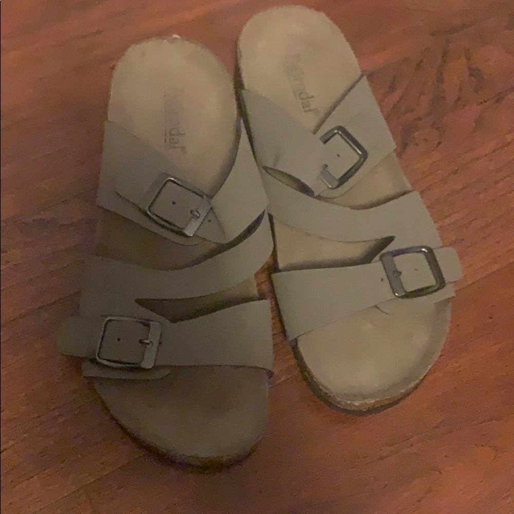 Girls shoes